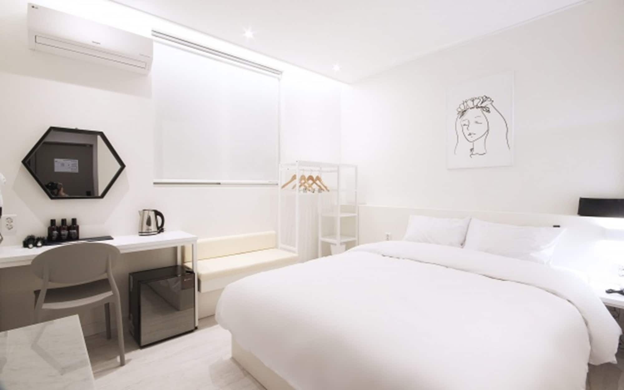Hotel Yam Yeosu Hakdong Εξωτερικό φωτογραφία